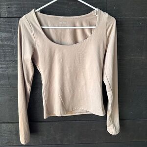 Hollister Long Sleeve Tan Top Size Medium Long